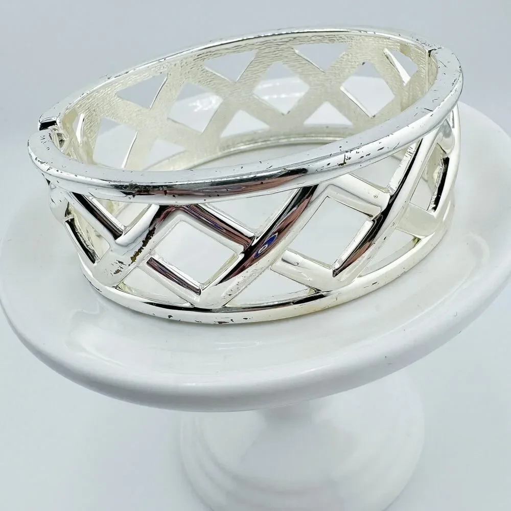 Vintage Silver Tone X-Cuff Bracelet Modern Minimalist Statement Glam Bold - Picture 6 of 7